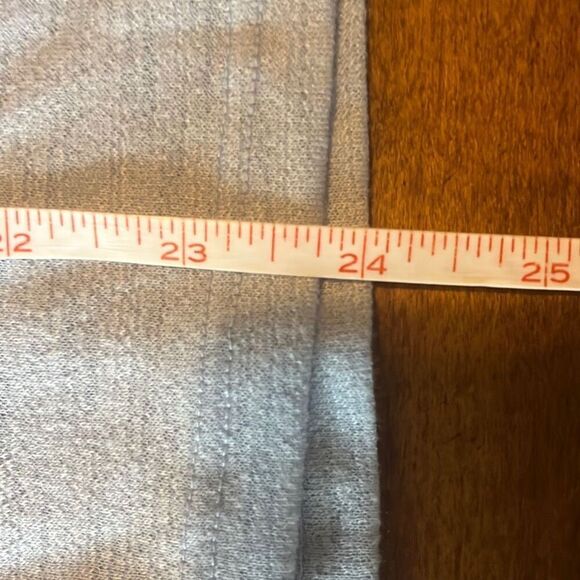 Lauren Conrad Large Blue Ruffle Sleeve V Neck Lightweight Top NWOT Lagenlook - Picture 8 of 8